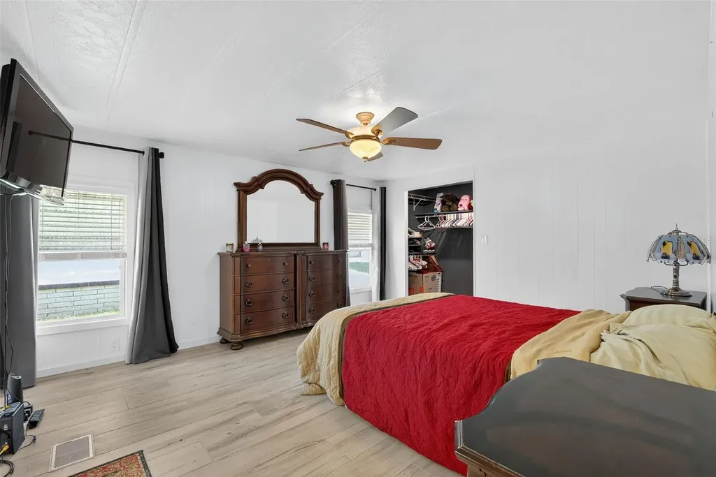 3850 Sarah Drive Wesley Chapel FL 33543