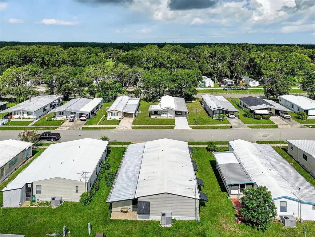 3850 Sarah Drive Wesley Chapel FL 33543