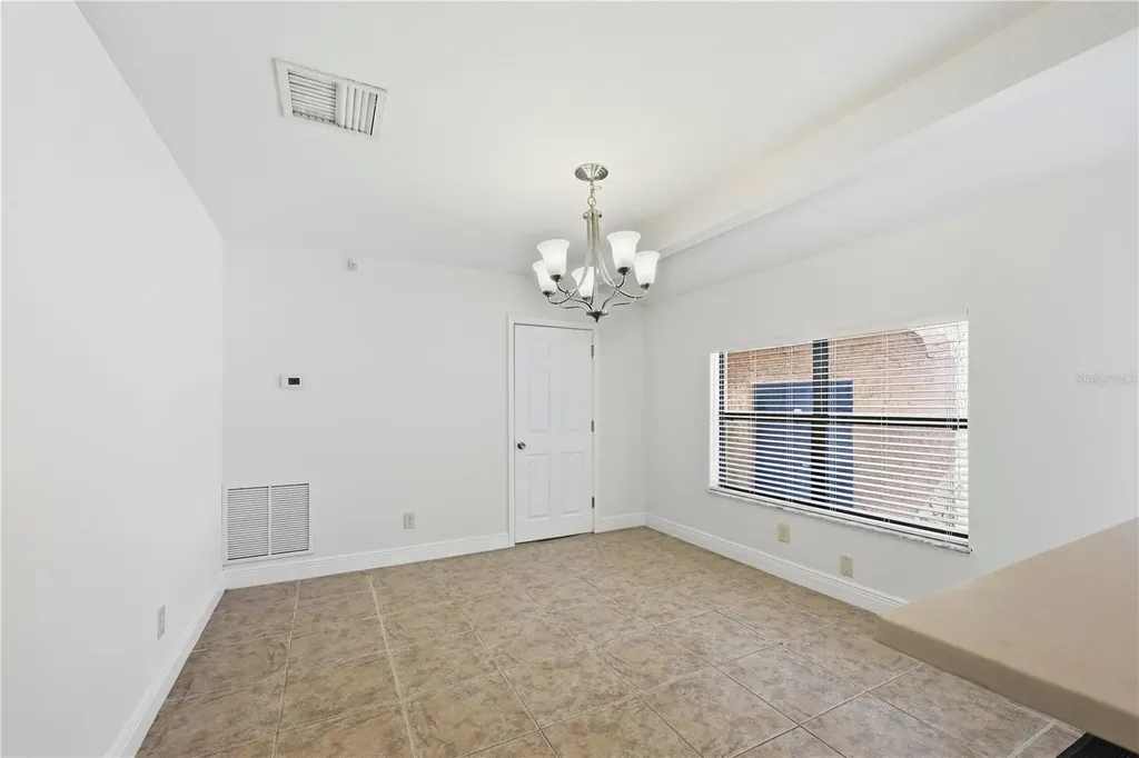 3707 Pelican Lane Orlando FL 32803