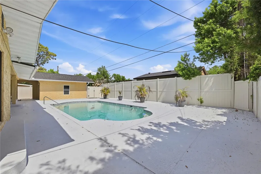3707 Pelican Lane Orlando FL 32803