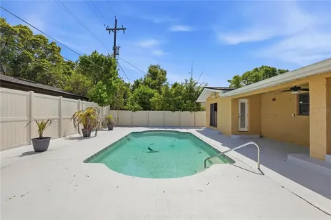 3707 Pelican Lane Orlando FL 32803