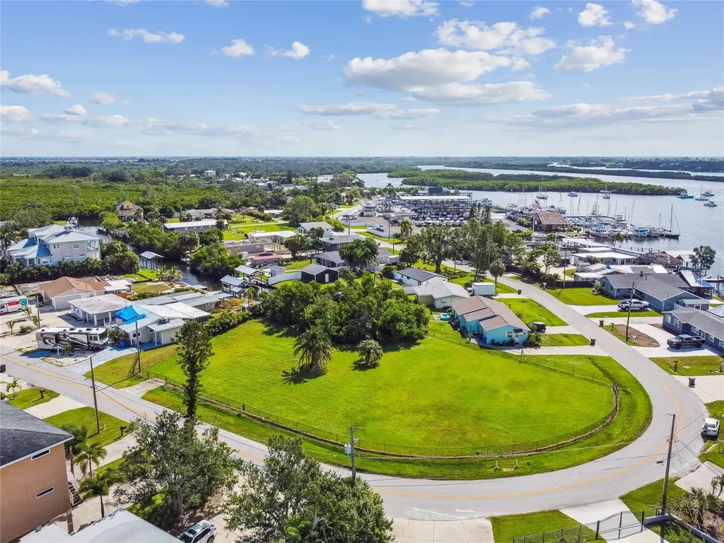 W Shell Point Road Ruskin FL 33570