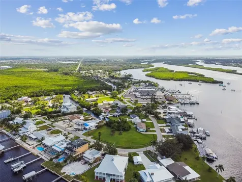 W Shell Point Road Ruskin FL 33570