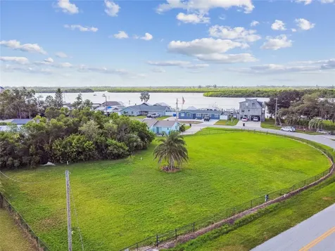 W Shell Point Road Ruskin FL 33570