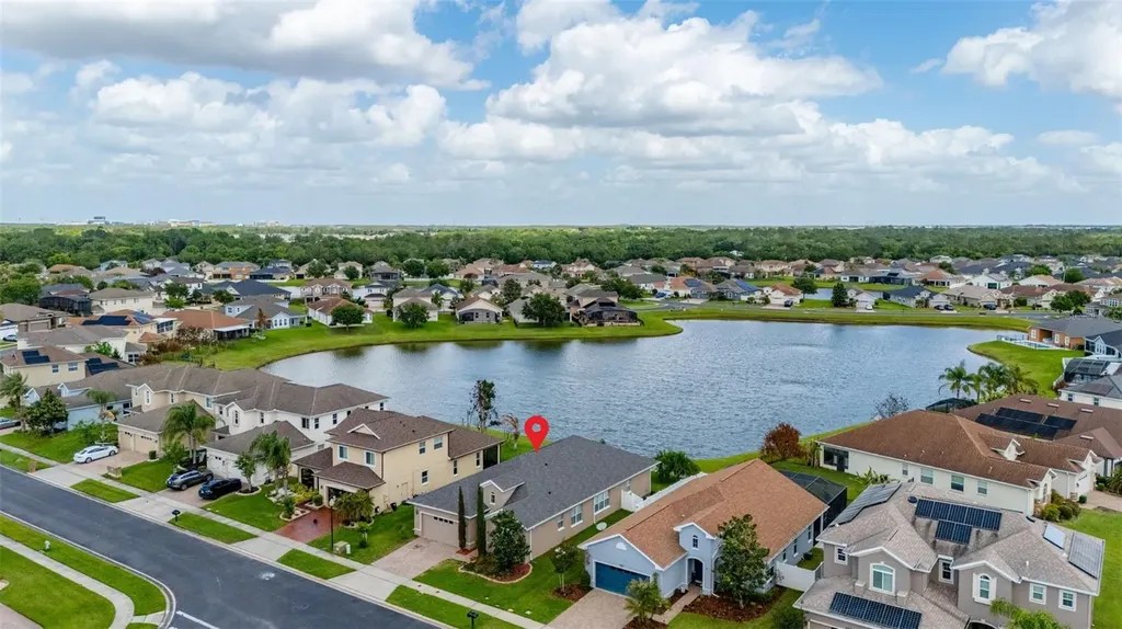 2823 Sail Breeze Way Kissimmee FL 34744