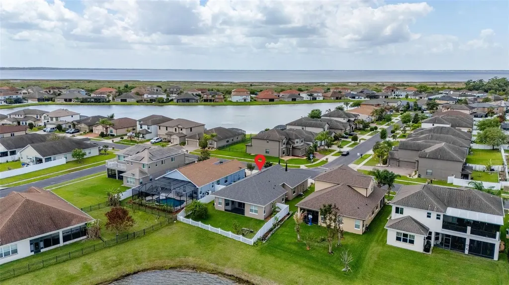 2823 Sail Breeze Way Kissimmee FL 34744
