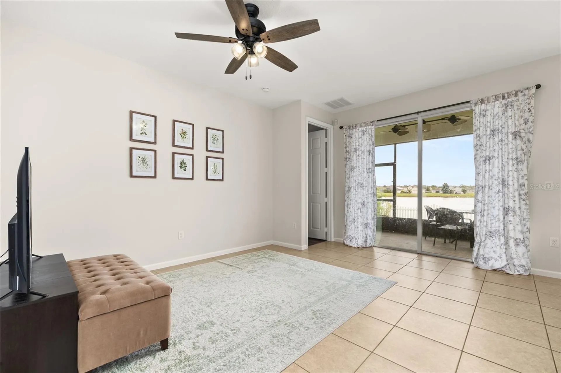 2823 Sail Breeze Way Kissimmee FL 34744