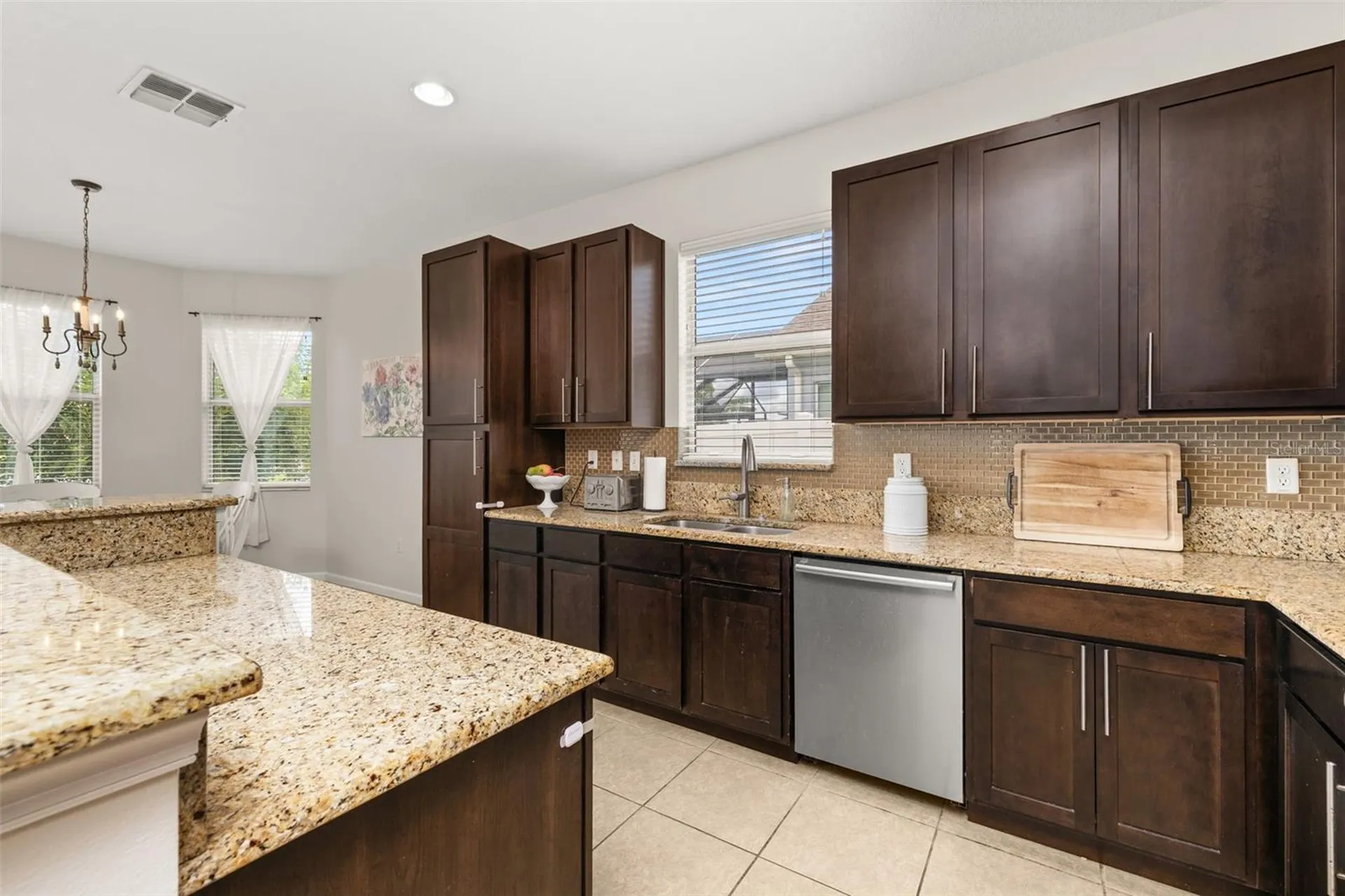 2823 Sail Breeze Way Kissimmee FL 34744