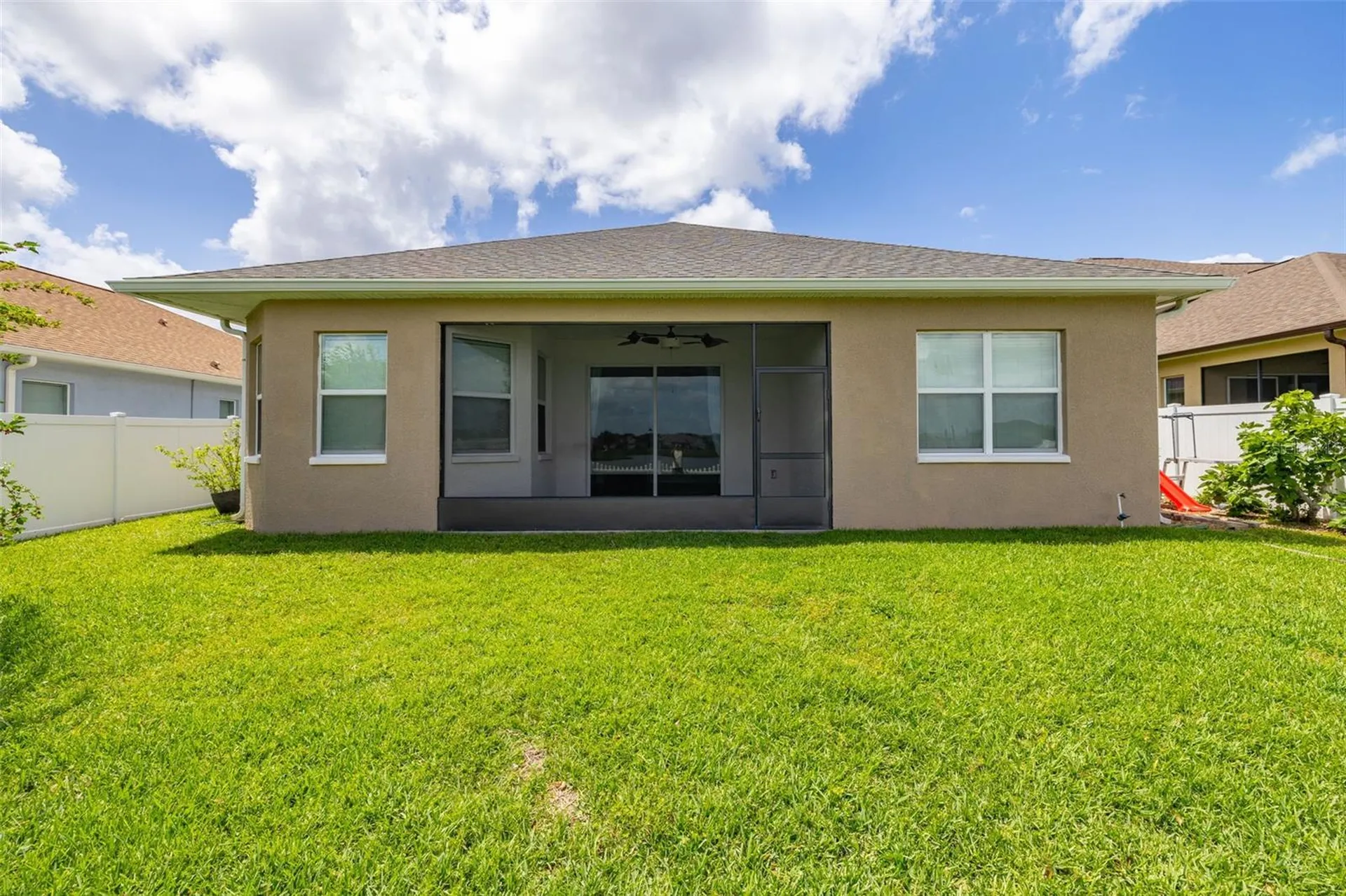 2823 Sail Breeze Way Kissimmee FL 34744