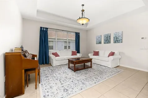 2823 Sail Breeze Way Kissimmee FL 34744