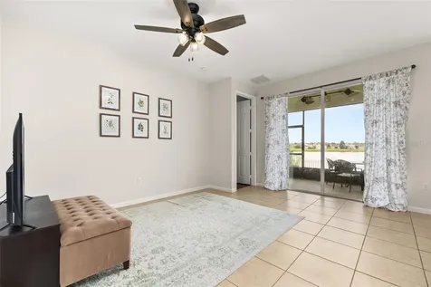 2823 Sail Breeze Way Kissimmee FL 34744