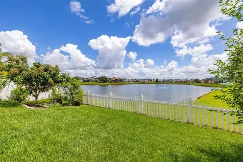 2823 Sail Breeze Way Kissimmee FL 34744