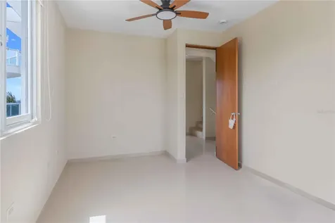 7 Paseo De La Balandras Dorado PR 00646