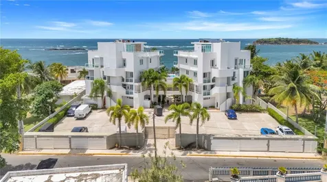 7 Paseo De La Balandras Dorado PR 00646