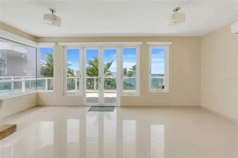 7 Paseo De La Balandras Dorado PR 00646