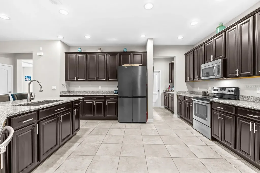 5955 Caldera Ridge Drive Lithia FL 33547