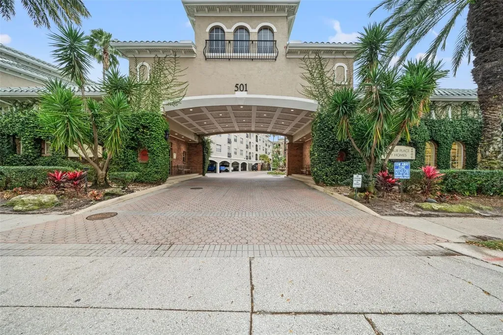 501 Knights Run Avenue Tampa FL 33602