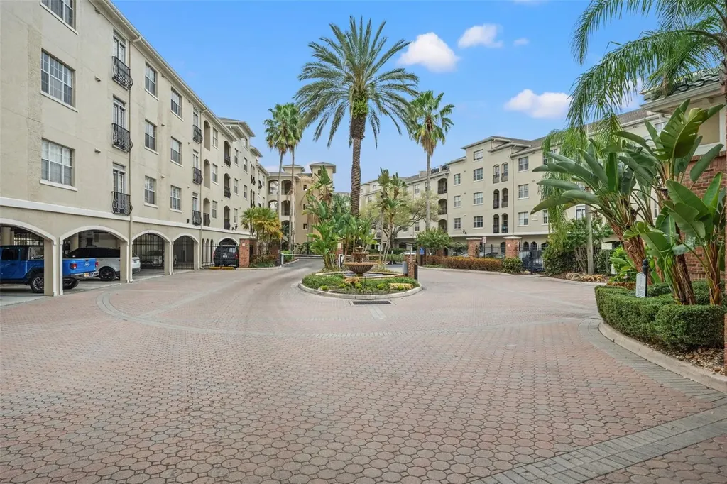 501 Knights Run Avenue Tampa FL 33602