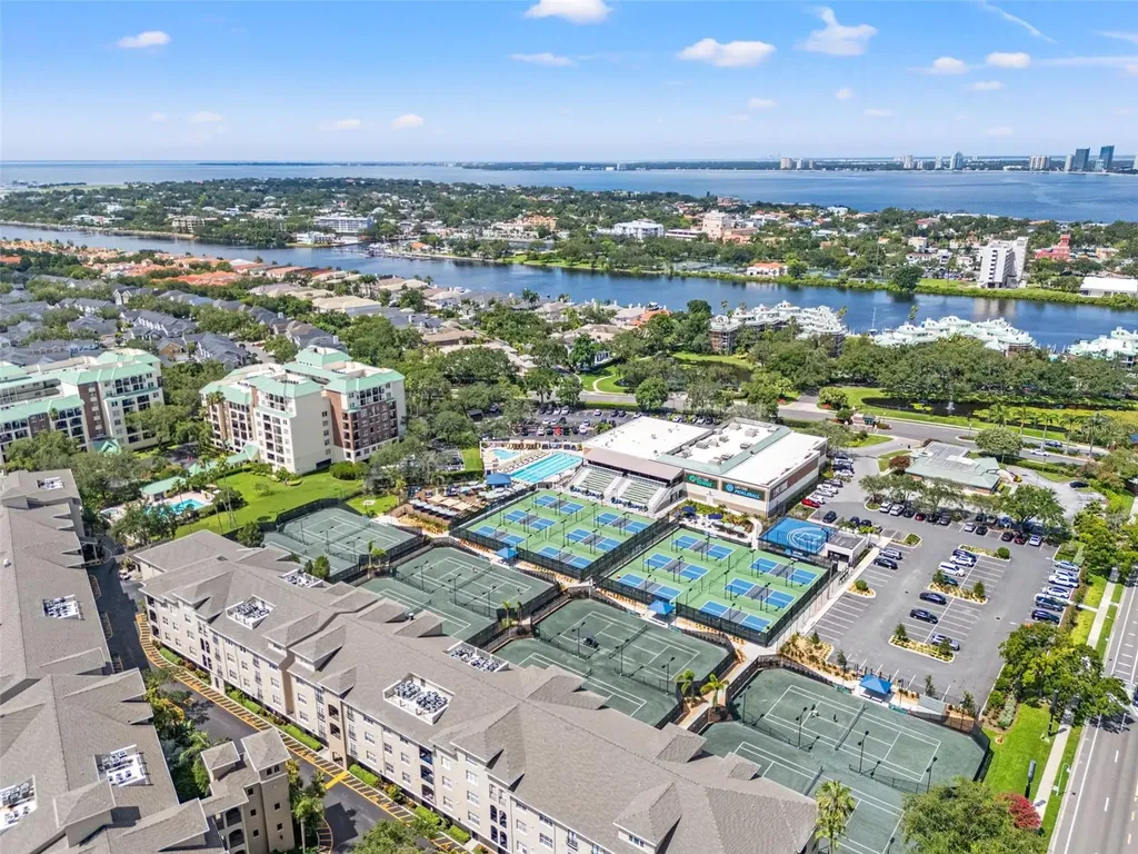501 Knights Run Avenue Tampa FL 33602