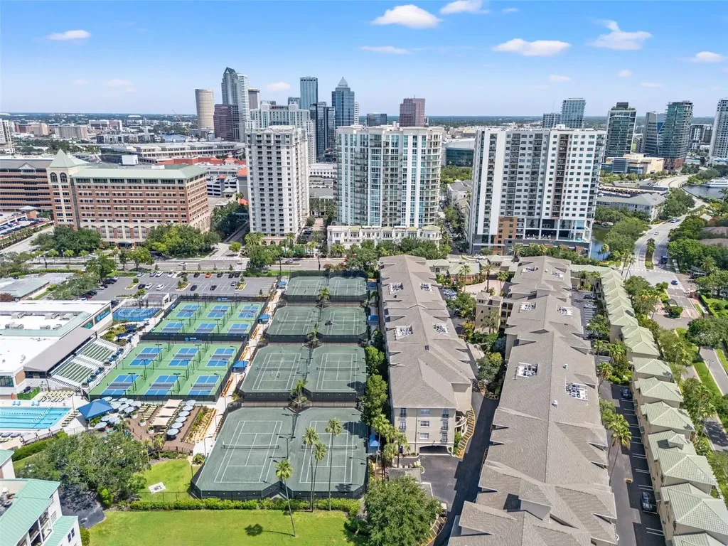 501 Knights Run Avenue Tampa FL 33602