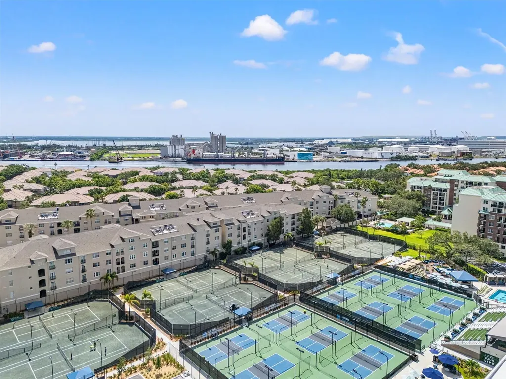 501 Knights Run Avenue Tampa FL 33602