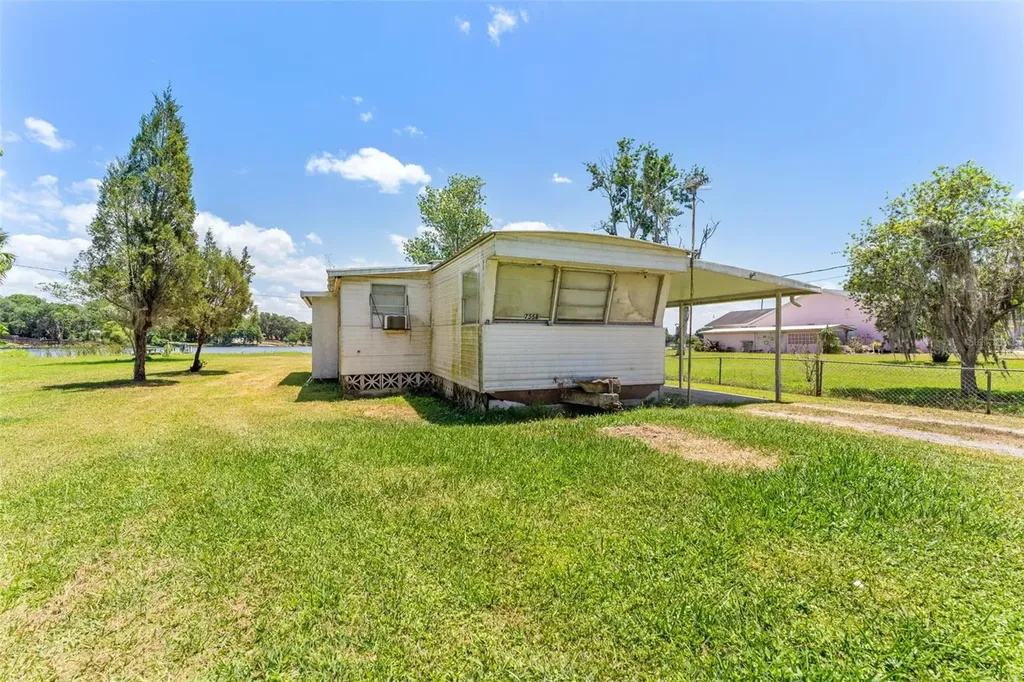 7558 Berkley Road Polk City FL 33868