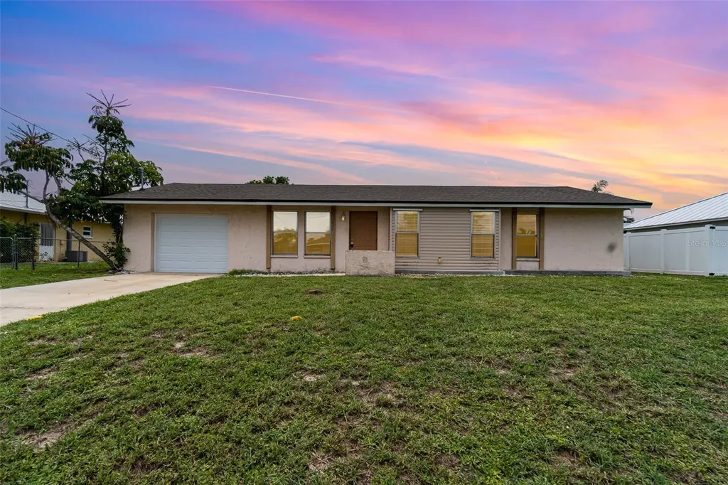 1412 SE 11th Street Cape Coral FL 33990