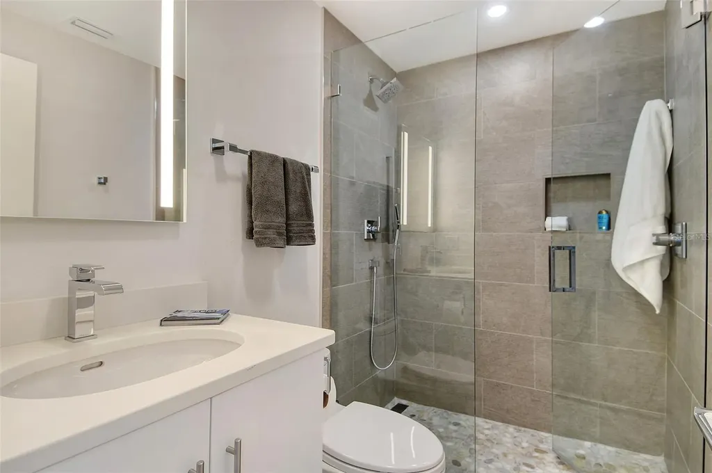 1000 Longboat Club Road Longboat Key FL 34228