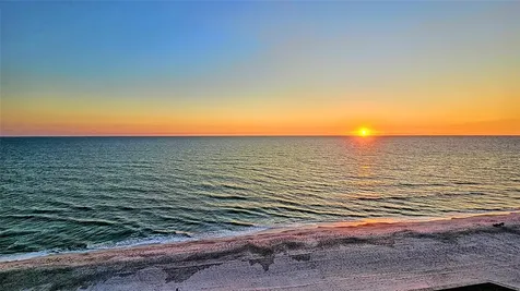 1000 Longboat Club Road Longboat Key FL 34228