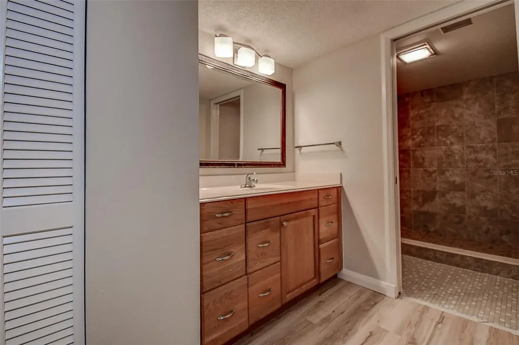 5940 Pelican Bay Plaza S Gulfport FL 33707