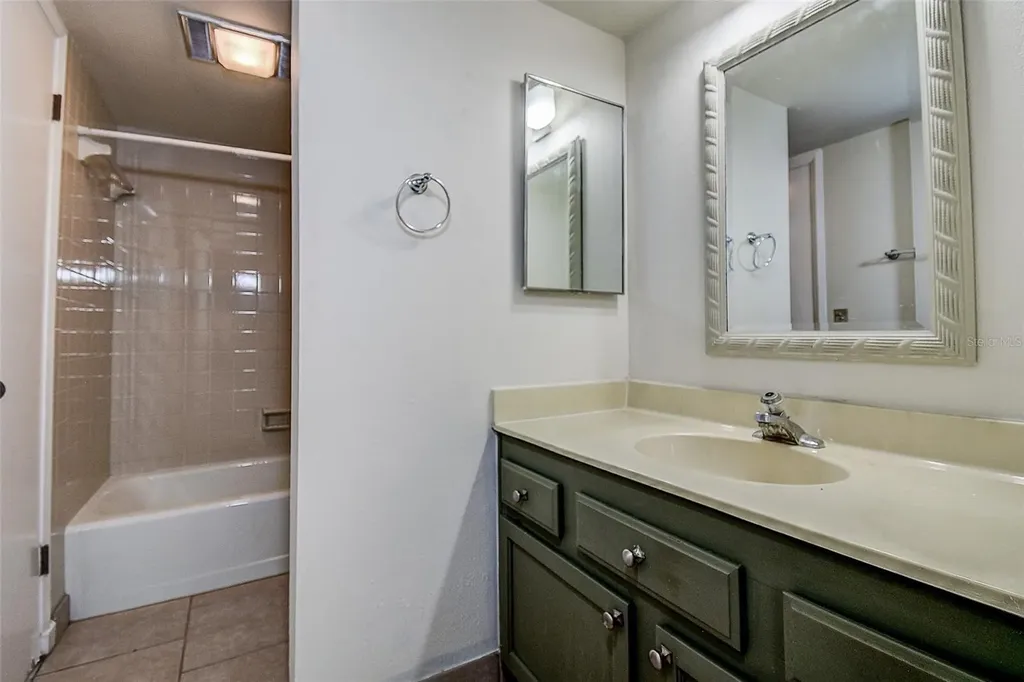 5940 Pelican Bay Plaza S Gulfport FL 33707