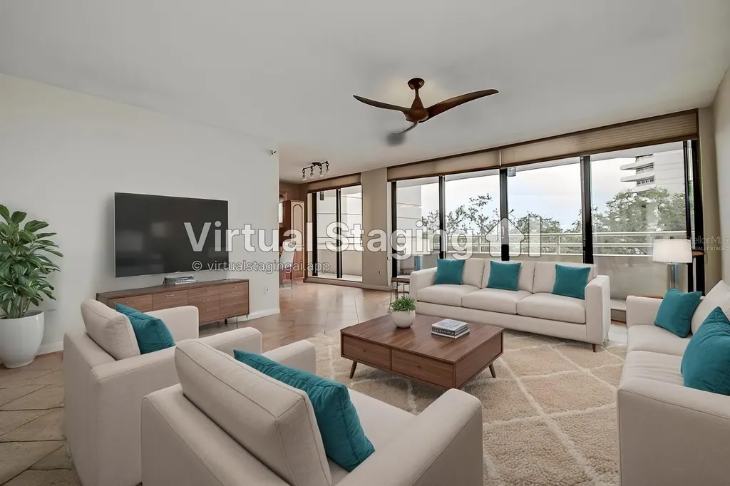 5940 Pelican Bay Plaza S Gulfport FL 33707