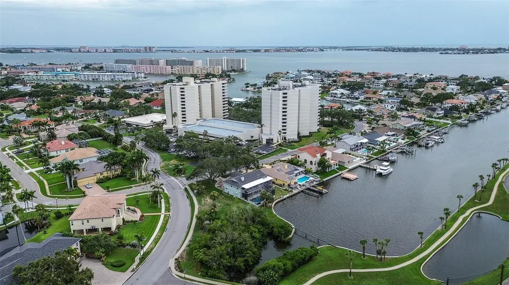 5940 Pelican Bay Plaza S Gulfport FL 33707