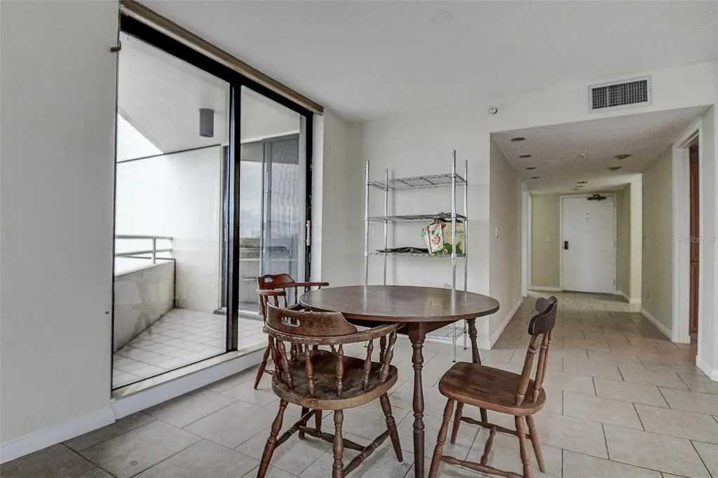 5940 Pelican Bay Plaza S Gulfport FL 33707