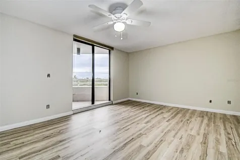 5940 Pelican Bay Plaza S Gulfport FL 33707