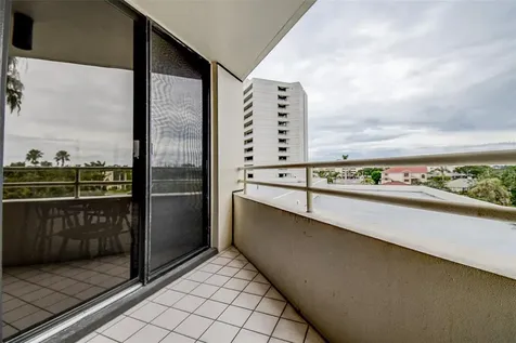 5940 Pelican Bay Plaza S Gulfport FL 33707