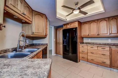 5940 Pelican Bay Plaza S Gulfport FL 33707