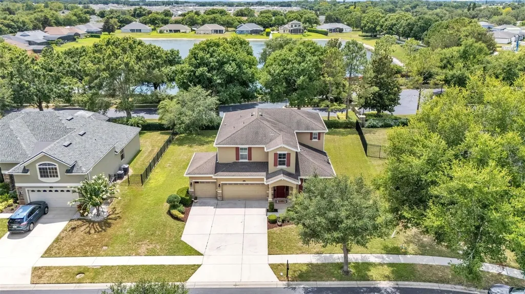 132 Magneta Loop Auburndale FL 33823