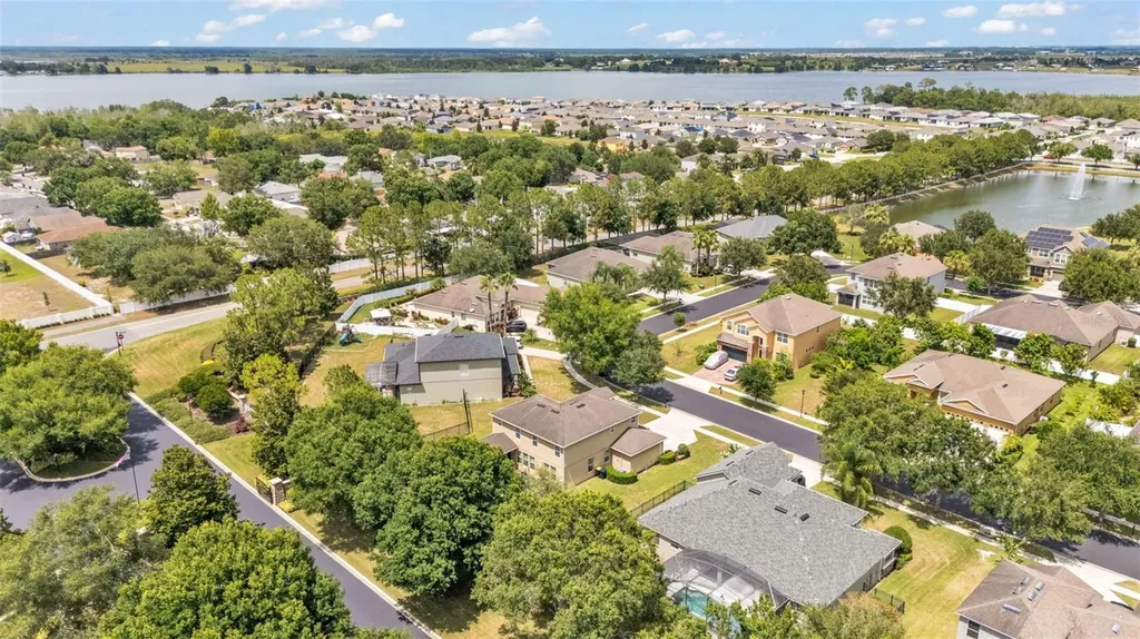 132 Magneta Loop Auburndale FL 33823