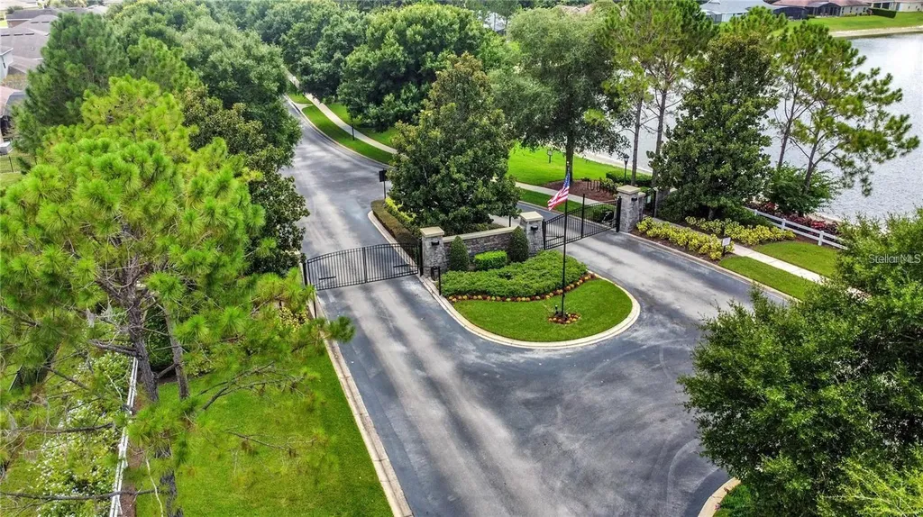 132 Magneta Loop Auburndale FL 33823