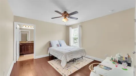 132 Magneta Loop Auburndale FL 33823