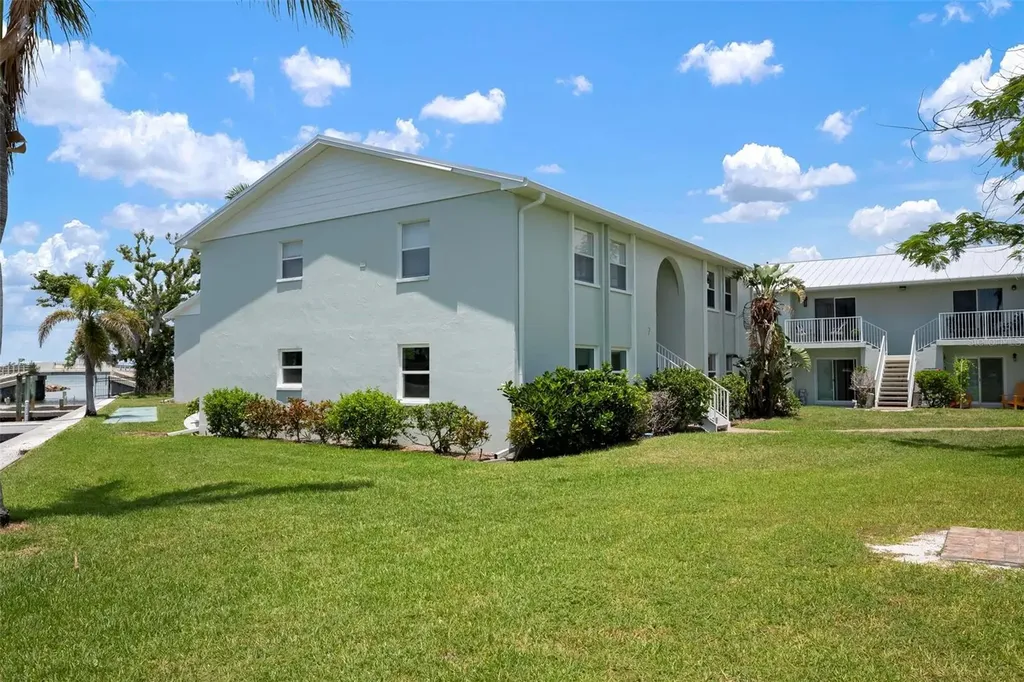 522 Pine Avenue Anna Maria FL 34216