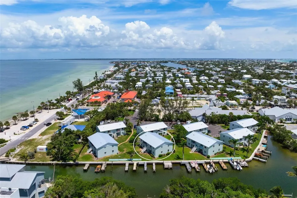 522 Pine Avenue Anna Maria FL 34216