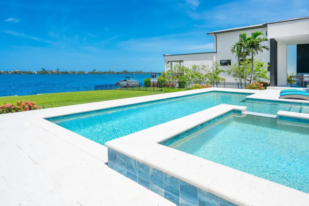 622 Bayshore Drive Osprey FL 34229