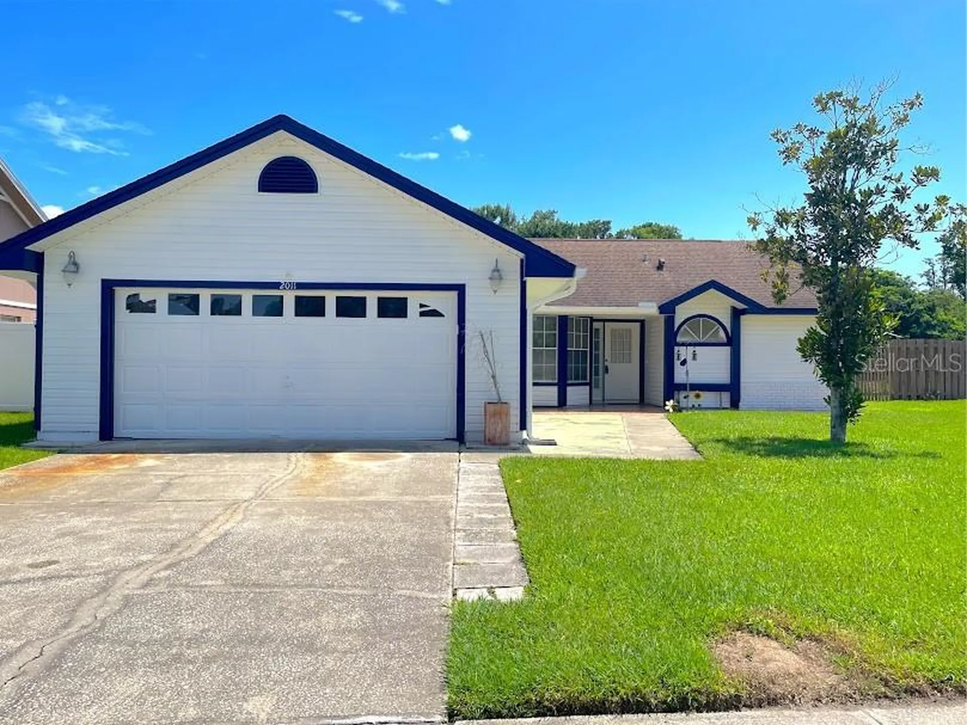 2011 Gamboge Drive Orlando FL 32822