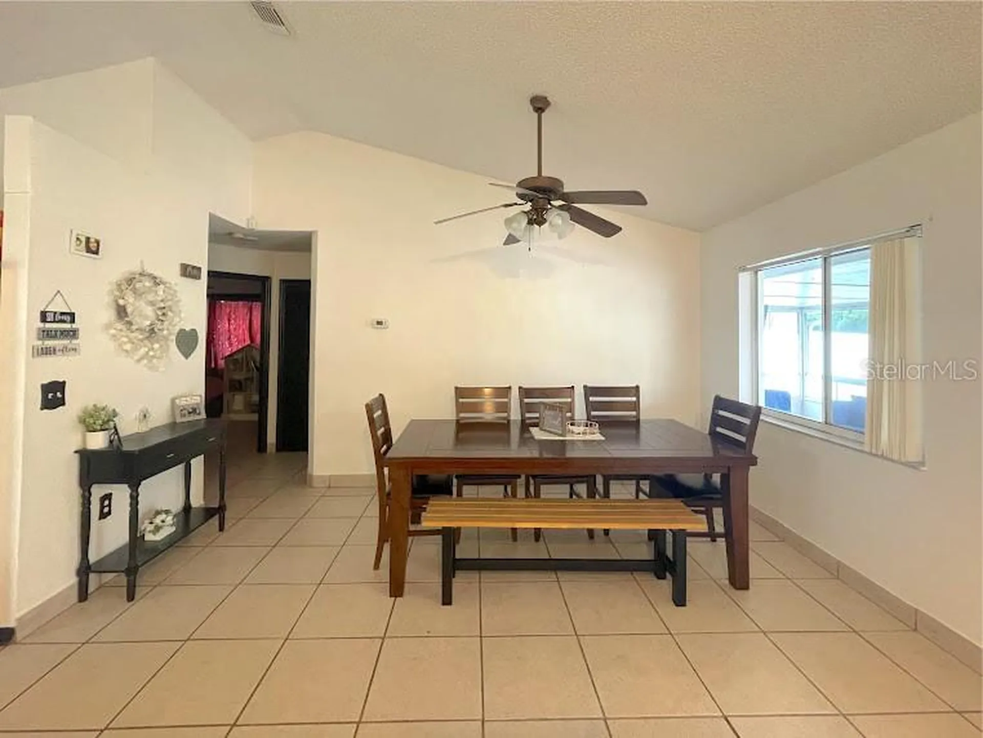 2011 Gamboge Drive Orlando FL 32822