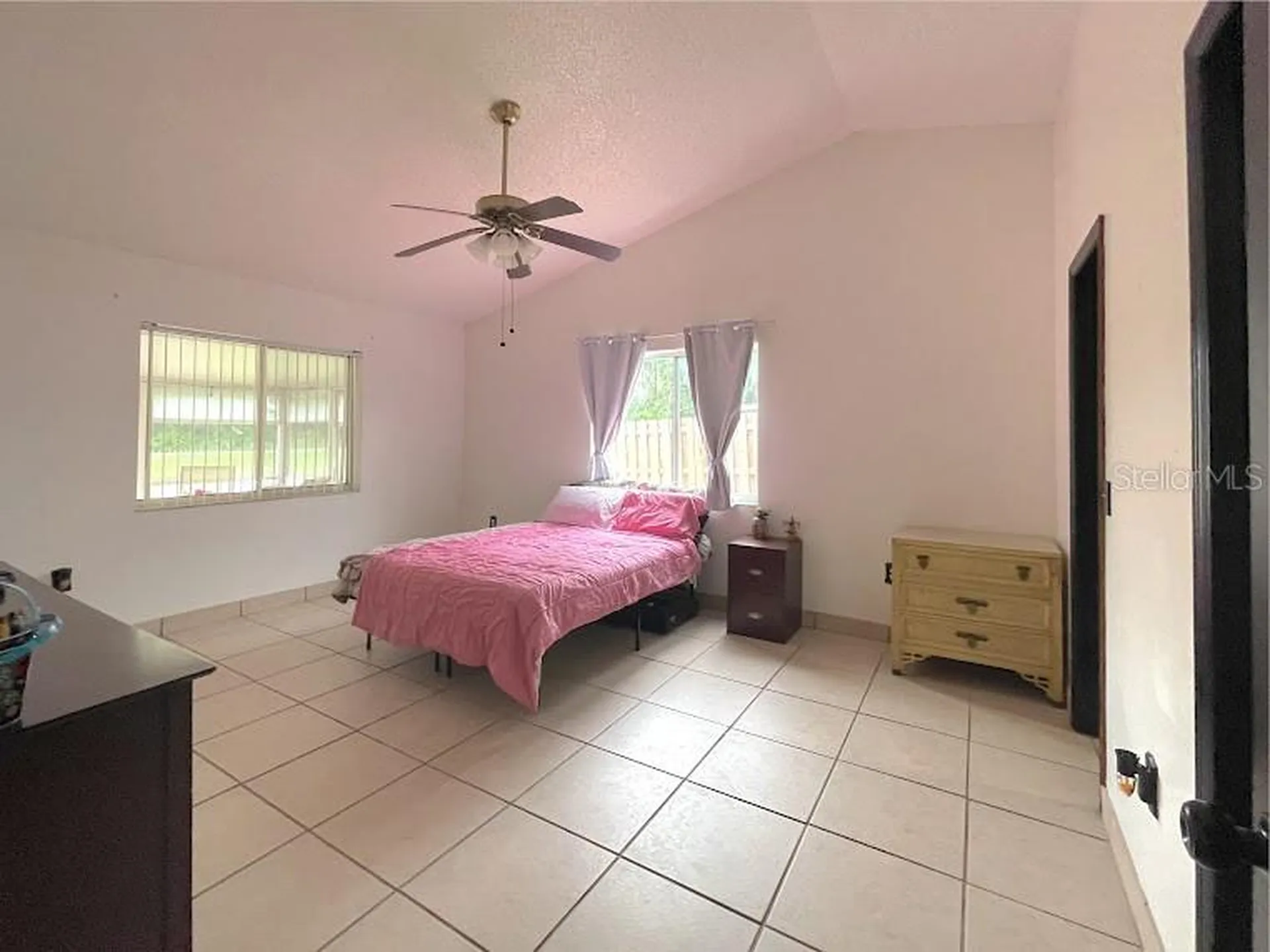 2011 Gamboge Drive Orlando FL 32822