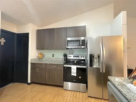 2011 Gamboge Drive Orlando FL 32822