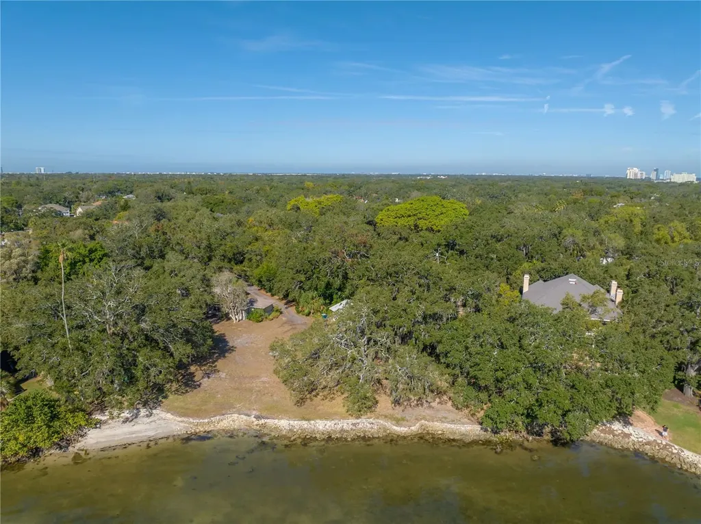 6210 Bayshore Boulevard Tampa FL 33611