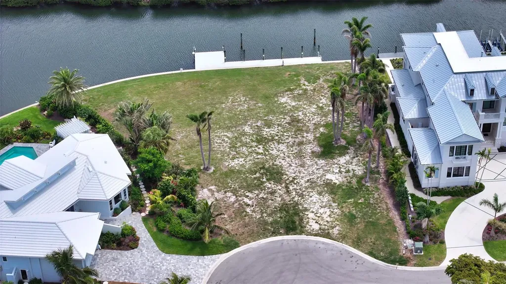 1630 Harbor Cay Lane Longboat Key FL 34228